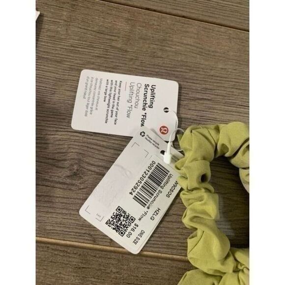 lululemon scrunchie Flow - Picture 2 of 3